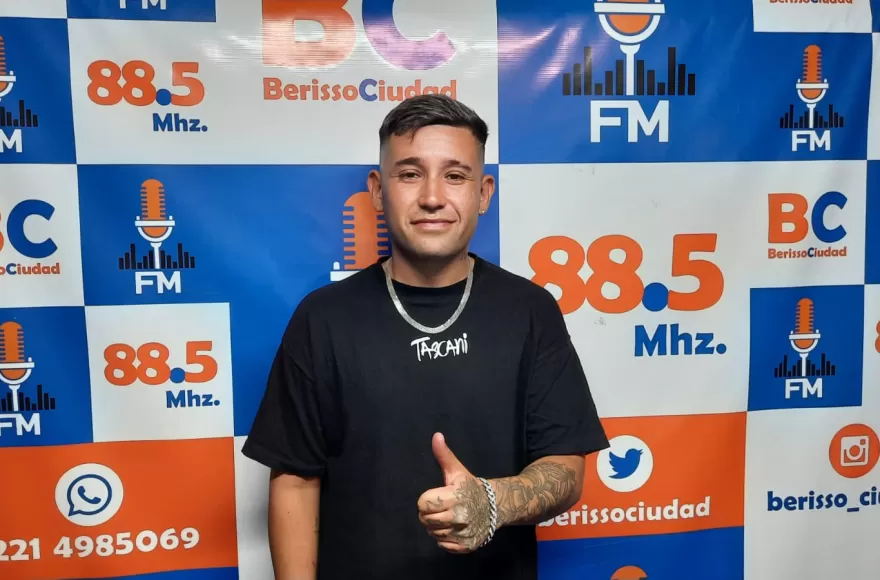 Juan Ávila, creador del Barber Bus.