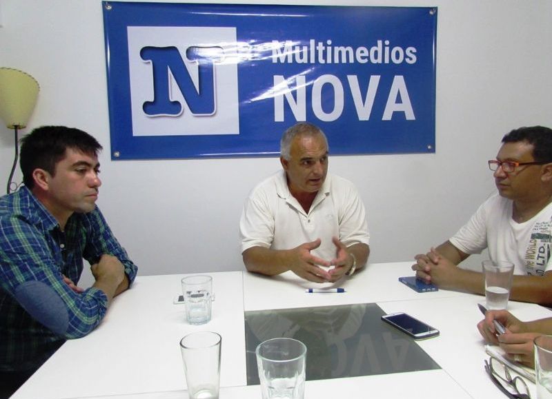 Ángel Celi, junto a los ediles del FR, Jonathan Barros y Maximiliano Barragán.