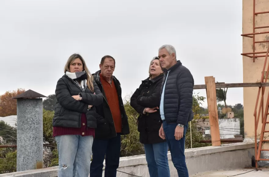 Comenzó la obra de cubiertas en la Escuela de Arte y Estética