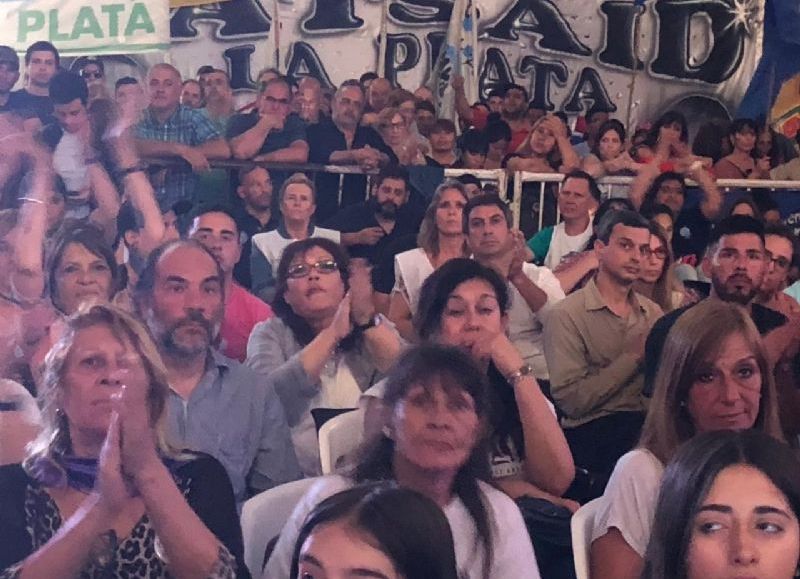 Acto en el Centro de Residentes Santiagueños.