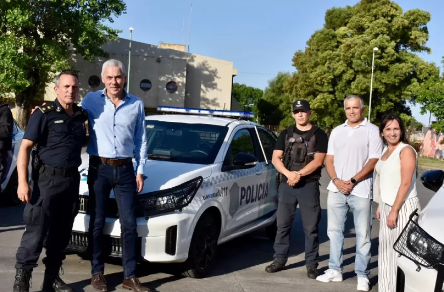  Cagliardi presentó este jueves por la tarde 9 patrulleros 0 KM que se suman a la flota local.
