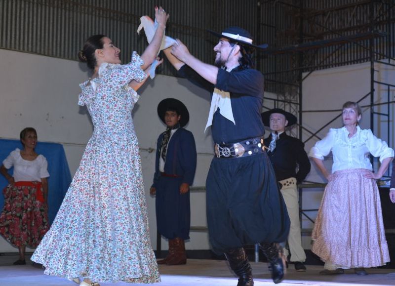Primer Encuentro Provincial de Danzas y Malambo.