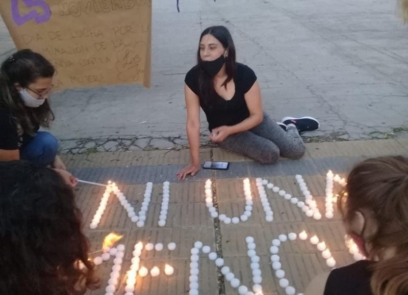 En el Día Internacional contra la violencia hacia la mujer.