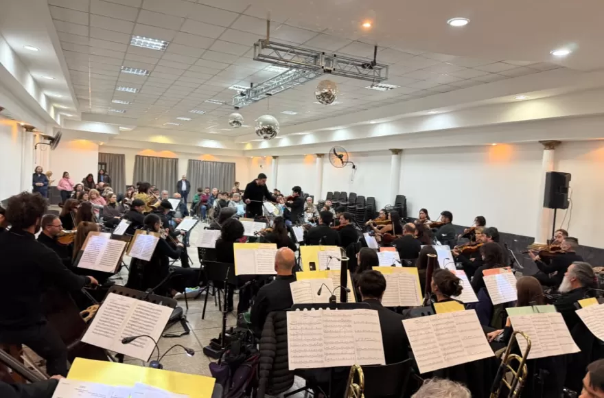 Concierto de la Orquesta Sinfónica Municipal en adhesión al 155° aniversario de Berisso