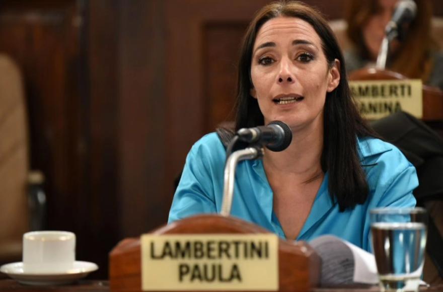 Paula Lambertini.
