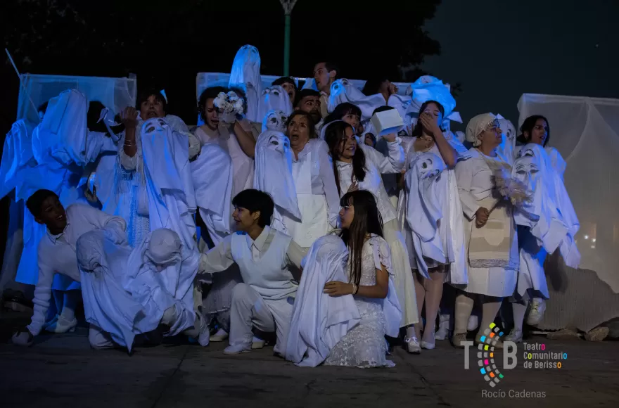 Se presenta la obra Creer o Reventar.