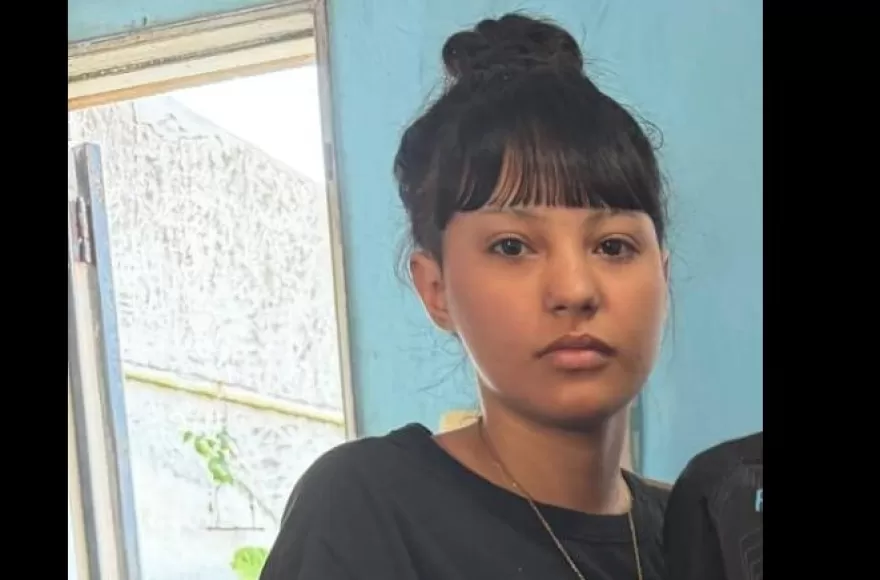 Se ausentó de su hogar este lunes.