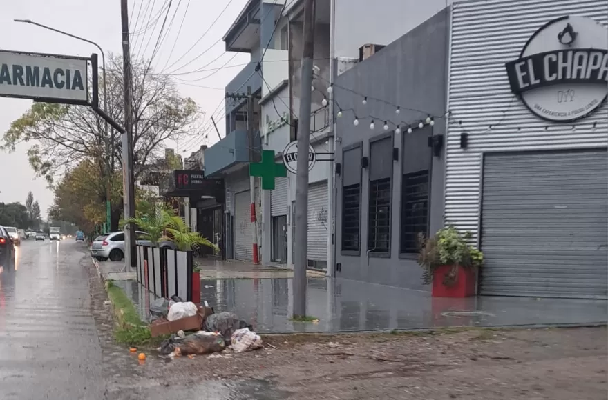 Las bolsas en la esquina de Génova y 164 durante este viernes.