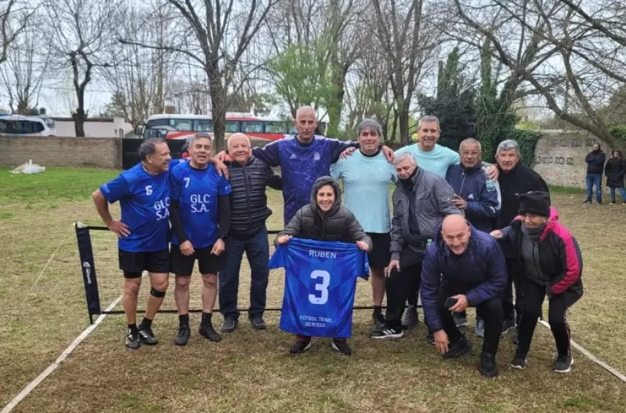 El fútbol tenis de Berisso se va para Mar del Plata.