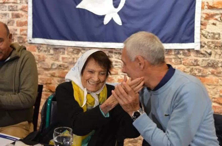 Taty Almeida y Fabián Cagliardi.