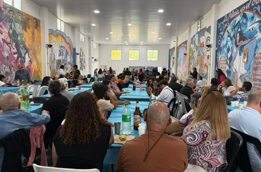 Se desarrolló en un clima familiar la peña de Los Amigos en la sede del PJ