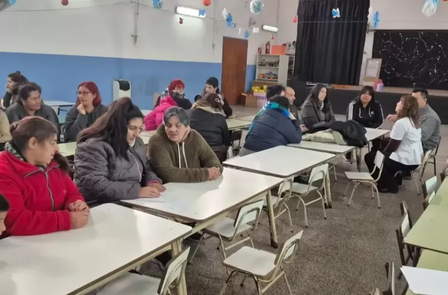La actividad estuvo orientada a promover la construcción y el sostenimiento de redes de apoyo entre las familias.