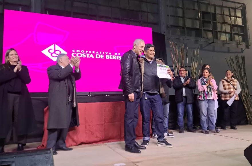 La Fiesta del Vino de la Costa premió a los mejores vinos caseros blancos y tintos