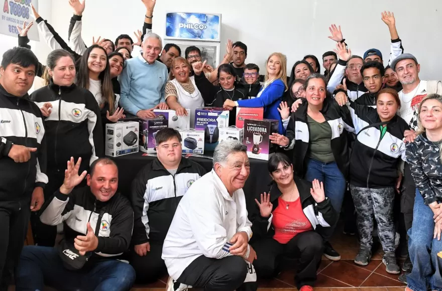 La vicegobernadora visitó una asociación civil dedicada a jóvenes con discapacidad en nuestra ciudad.