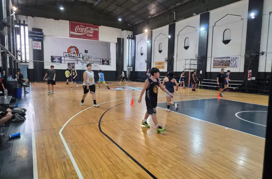 Actividad matutina en Estrella.