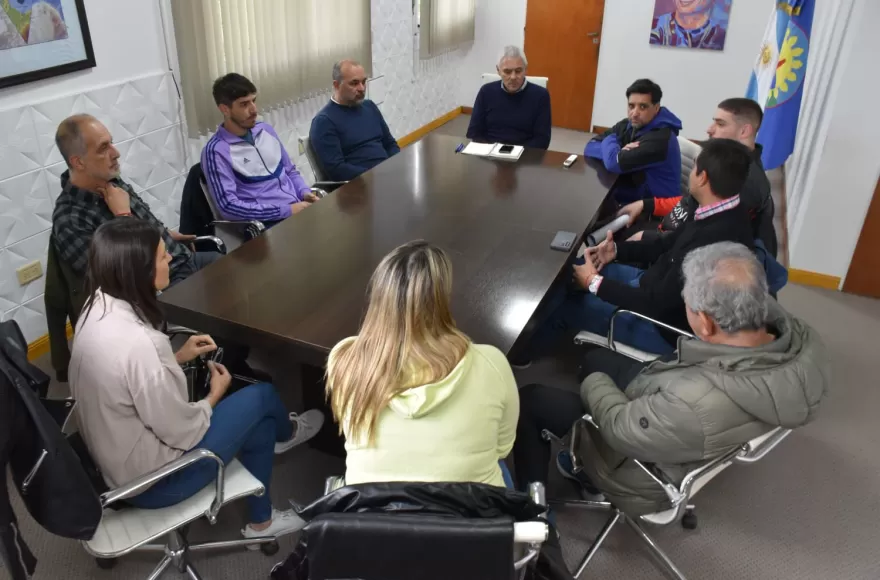 Encuentro encabezado por Fabián Cagliardi.