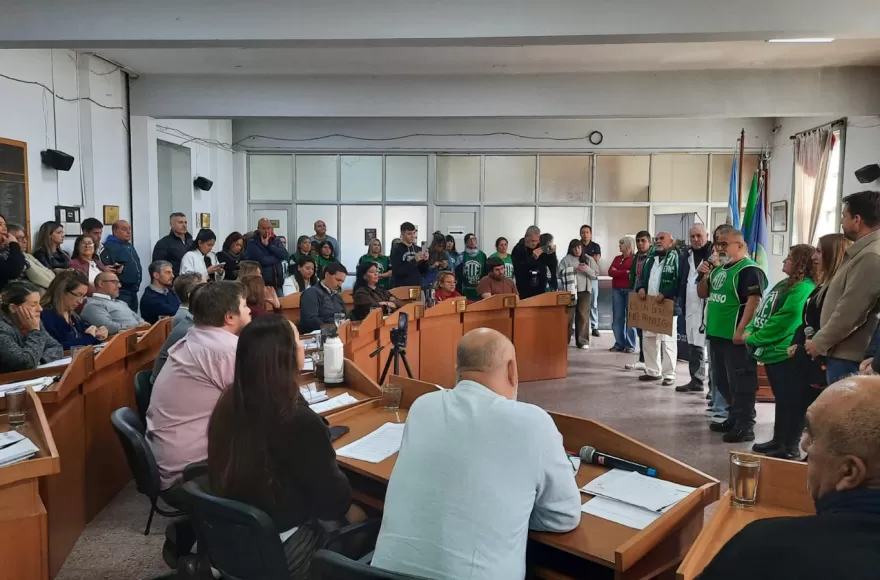 El Concejo ardió entre denuncias por salud, números cuestionados y el pase a archivo del caso Marotte
