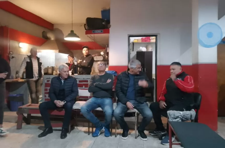 Se realizó un acto que contó con la presencia de personas en tratamiento, familiares, amigos y el intendente de la comuna Fabián Cagliardi.