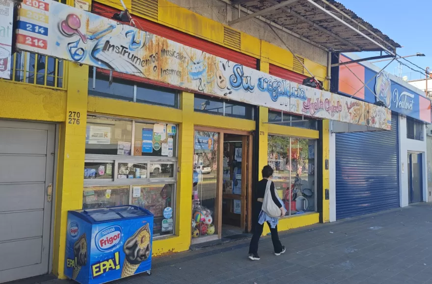 Las librerías intentan mantener los precios estables.