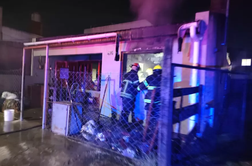 Expeditivo accionar de los bomberos.