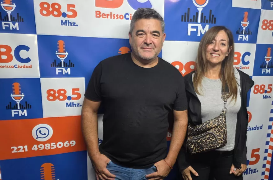 José Luis Redondo y Jorgelina Sampedro, organizadores del Encuentro Internacional de Danzas Folklóricas.