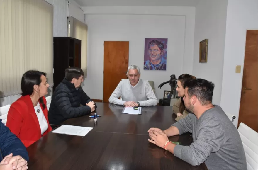 Ceremonia encabezada por Fabián Cagliardi.