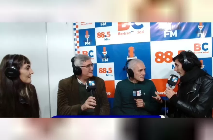 Javier Rodríguez y Fabián Cagliardi pasaron por la cobertura de FM Berisso Ciudad.