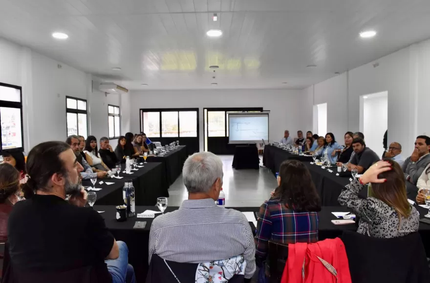 Los dirigentes se reunieron en Berisso.
