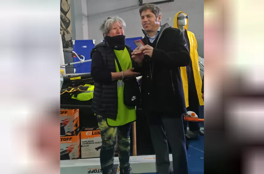 El gobernador encabezó el acto.
