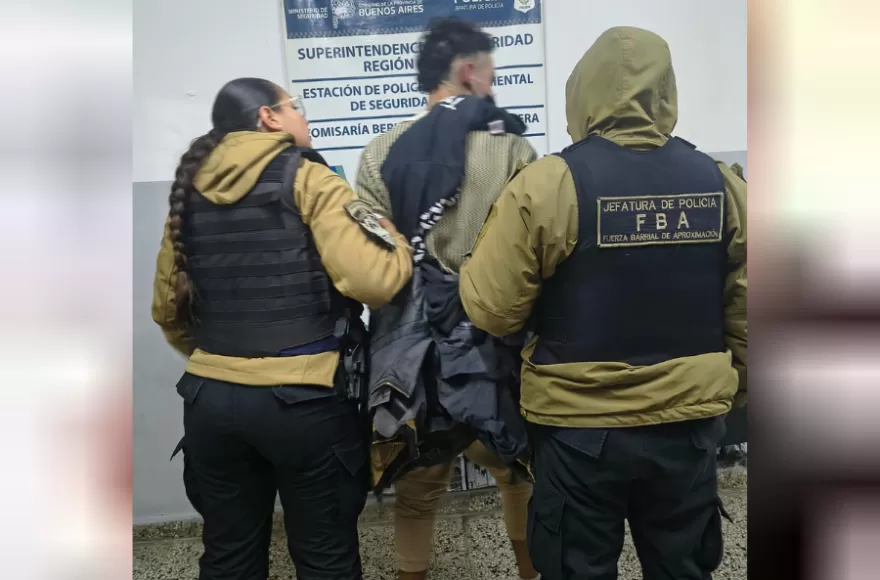 El sospechoso fue trasladado a la comisaría Tercera.