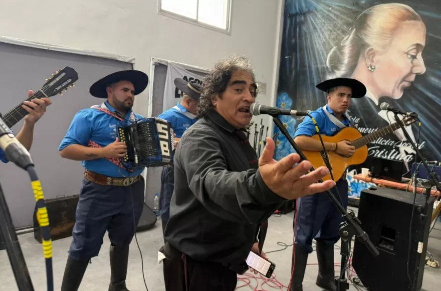Se desarrolló en un clima familiar la peña de Los Amigos en la sede del PJ