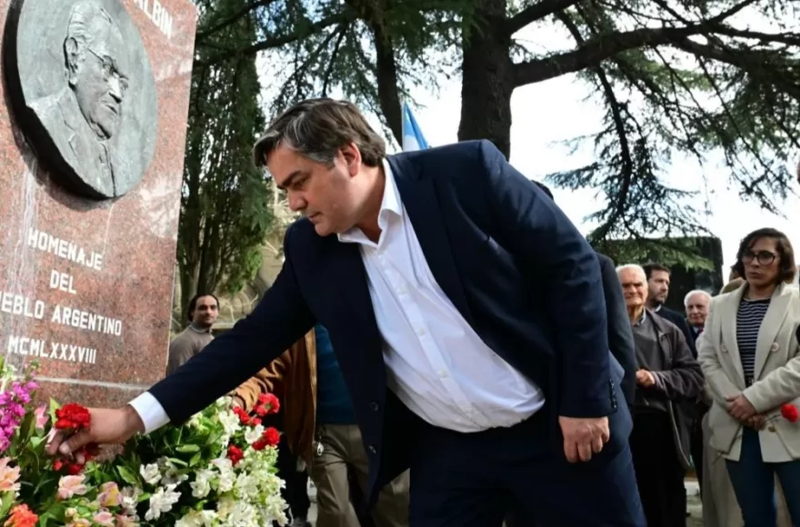 Leandro Nedela estuvo en el homenaje a Balbín.