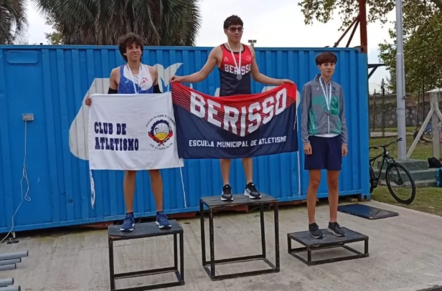 Los atletas berissenses consiguieron medallas, marcas personales y una clasificación al Nacional de la categoría.
