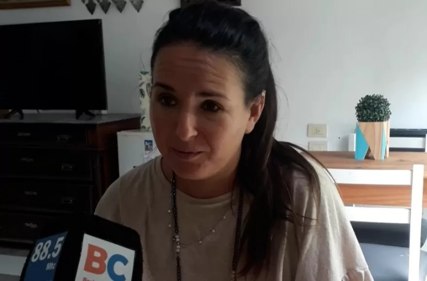 Sofía Hawryszko, integrante de la Cámara de Turismo de Berisso y responsable del Hostel Río de Ener.