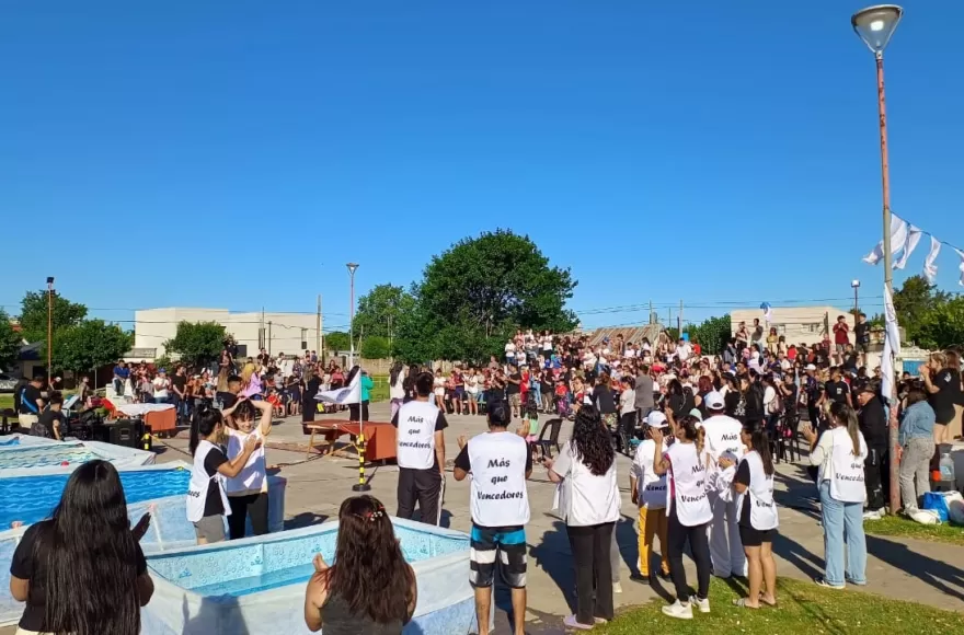 Organizado por la iglesia “Más que vencedores”.