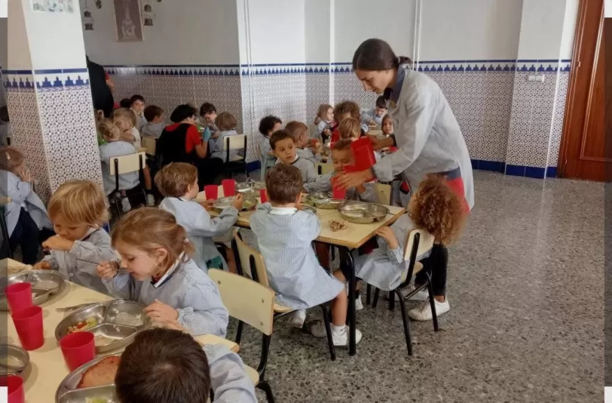 El comedor funciona en 124 bis, entre 77 y 78.