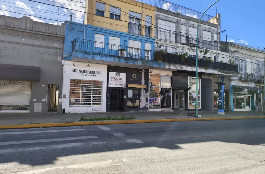 Los comerciantes advierten que no hay consumo suficiente para reactivar las ventas.