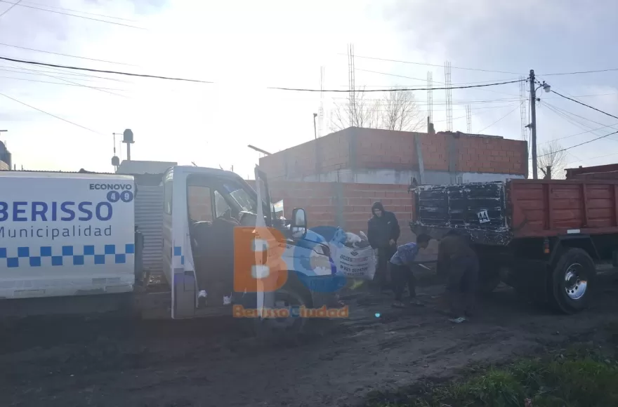 El inconveniente se produjo por el mal estado de la calle.