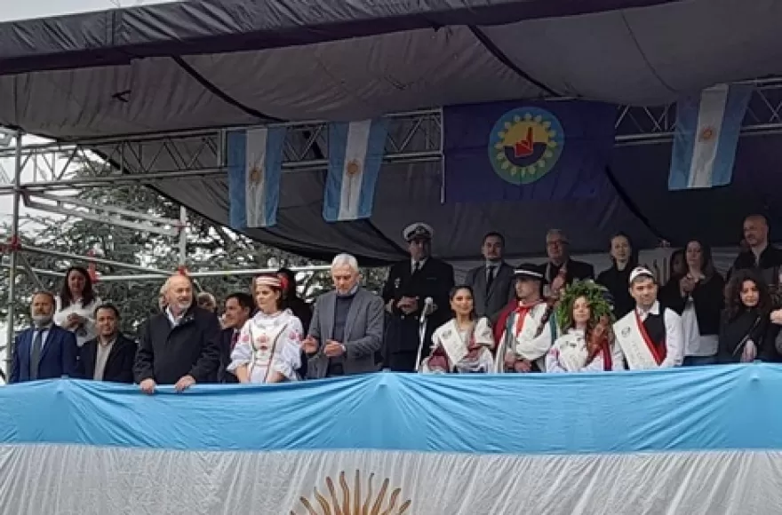Cagliardi destacó el legado de los inmigrantes y llamó a seguir construyendo Berisso entre todos