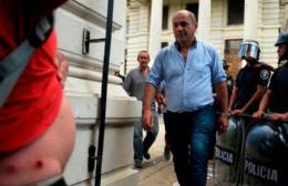 El intendente de Ensenada no se deja callar: "Me agarraron a tiros en la Plaza y me denuncian por cómo entré al Recinto"