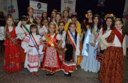 Se realizó la presentación de las Reinitas de las colectividades