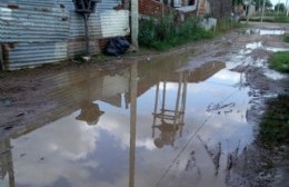 Una calle intransitable a la espera de mejoras