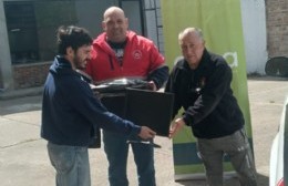 La UNLP donó computadoras a la Sociedad de Bomberos Voluntarios local