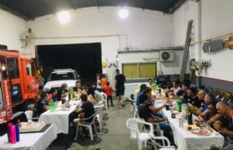 Aniversario del Destacamento 1 de Bomberos y entrega de un móvil restaurado