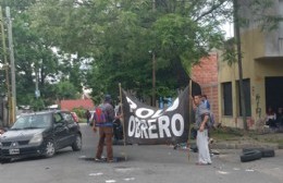 Protesta del Polo Obrero: "En cuatro años no han podido siquiera resolver 150 metros de madera de entretecho"