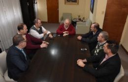 Autoridades del Ejecutivo recibieron a la nueva comisión directiva de AMIA La Plata