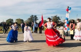 La colectividad guaraní de Berisso conmemoró los 210 años de la Independencia de Paraguay