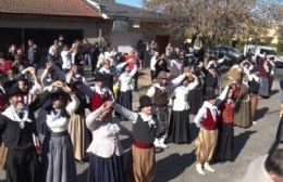 Masivo baile del Gran Pericón Nacional