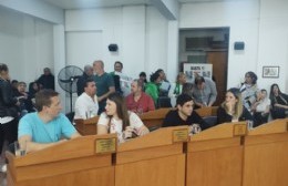 "Esta sesión tampoco va a estar atada la ridícula intención de querer socavar el gobierno municipal"