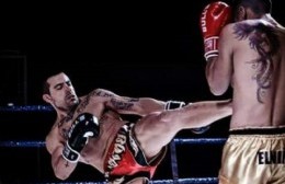 El berissense César Benítez va por el título de Muay Thai